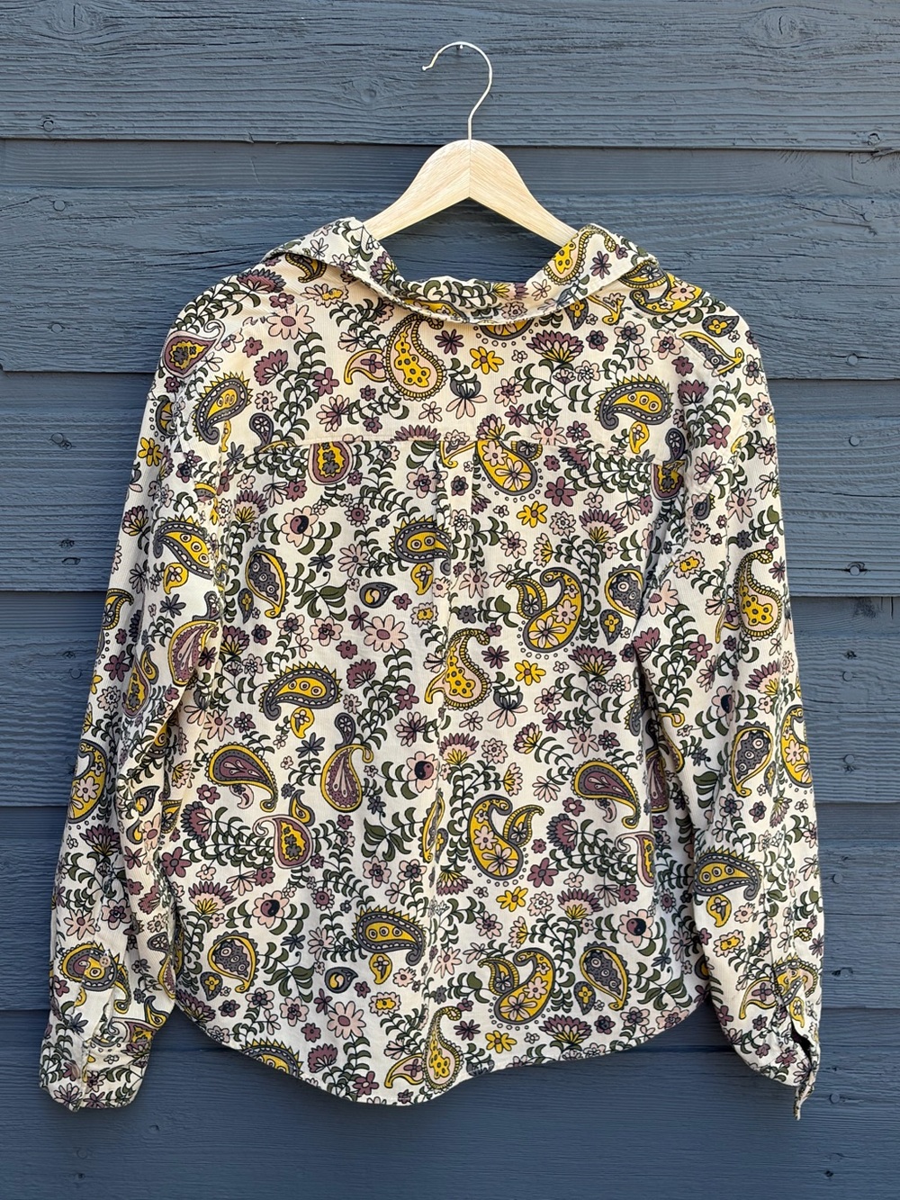 Quiksilver Corduroy Paisley Peace Print Boyfriend Button Down 100% Cotton XS - Picture 2 of 8